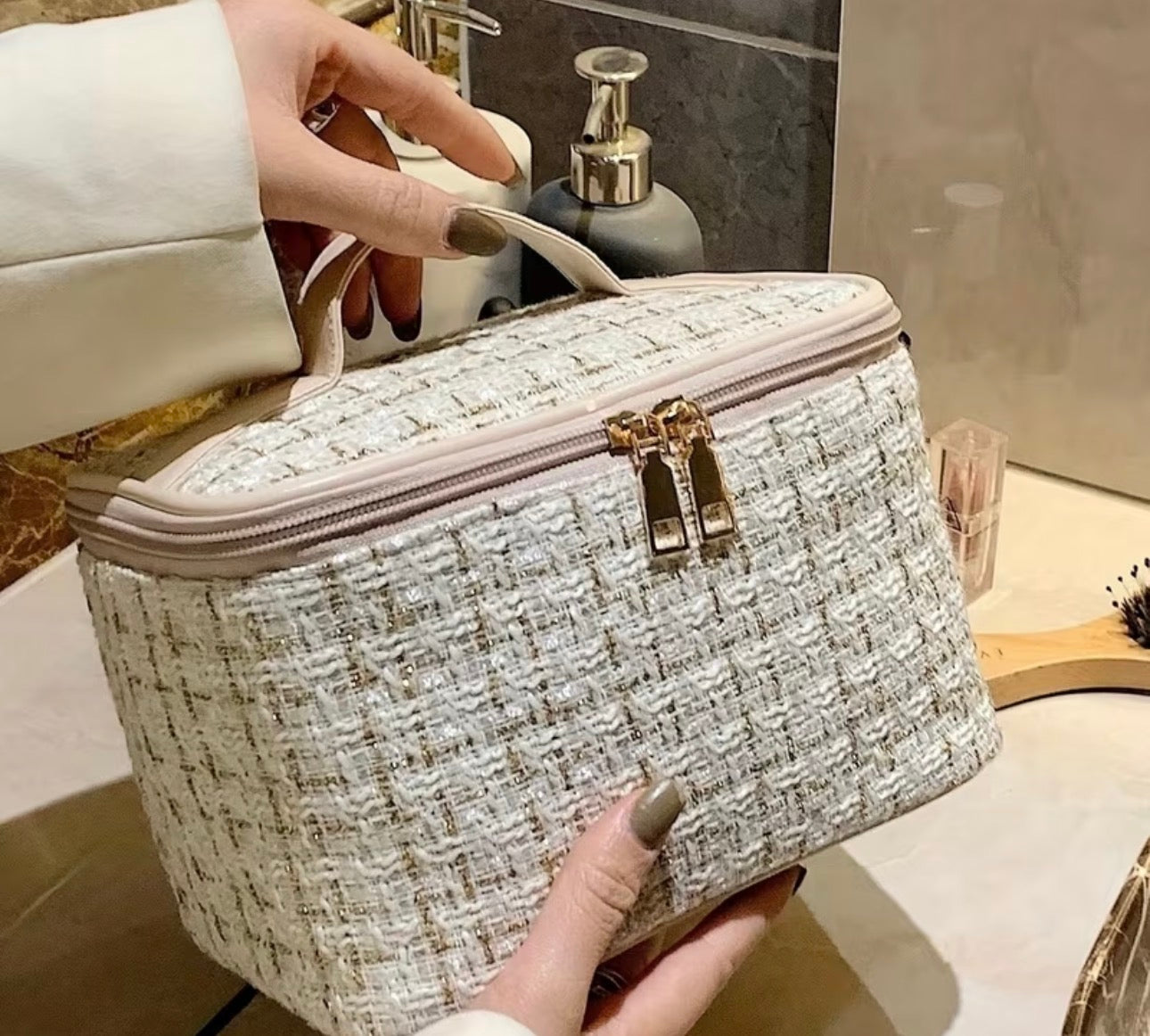 Pearl classy makeup bag