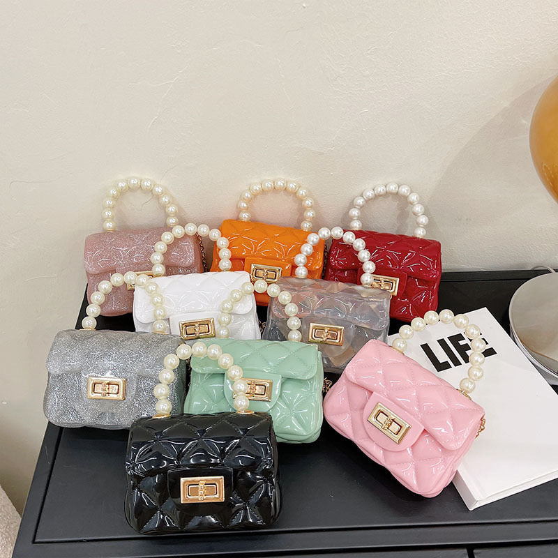 Kids mini fashion square bag with pearls handle.