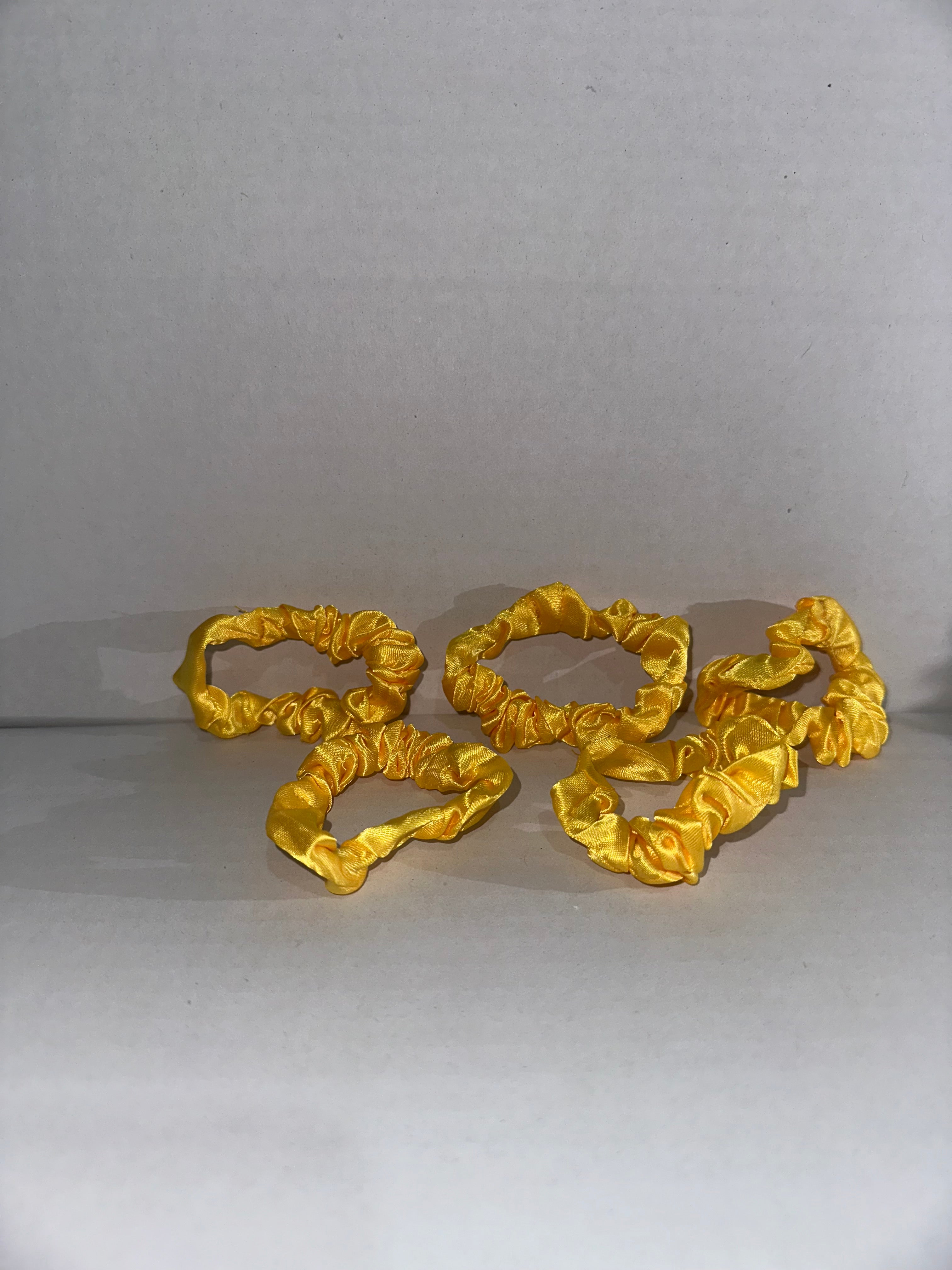 Bright Yellow Premium Minimalist Pleated Small Intestine Hair Ties, Multi-purpose Hair Accessories and Hand Jewelry, High-Elasticity Bun Hair Tie