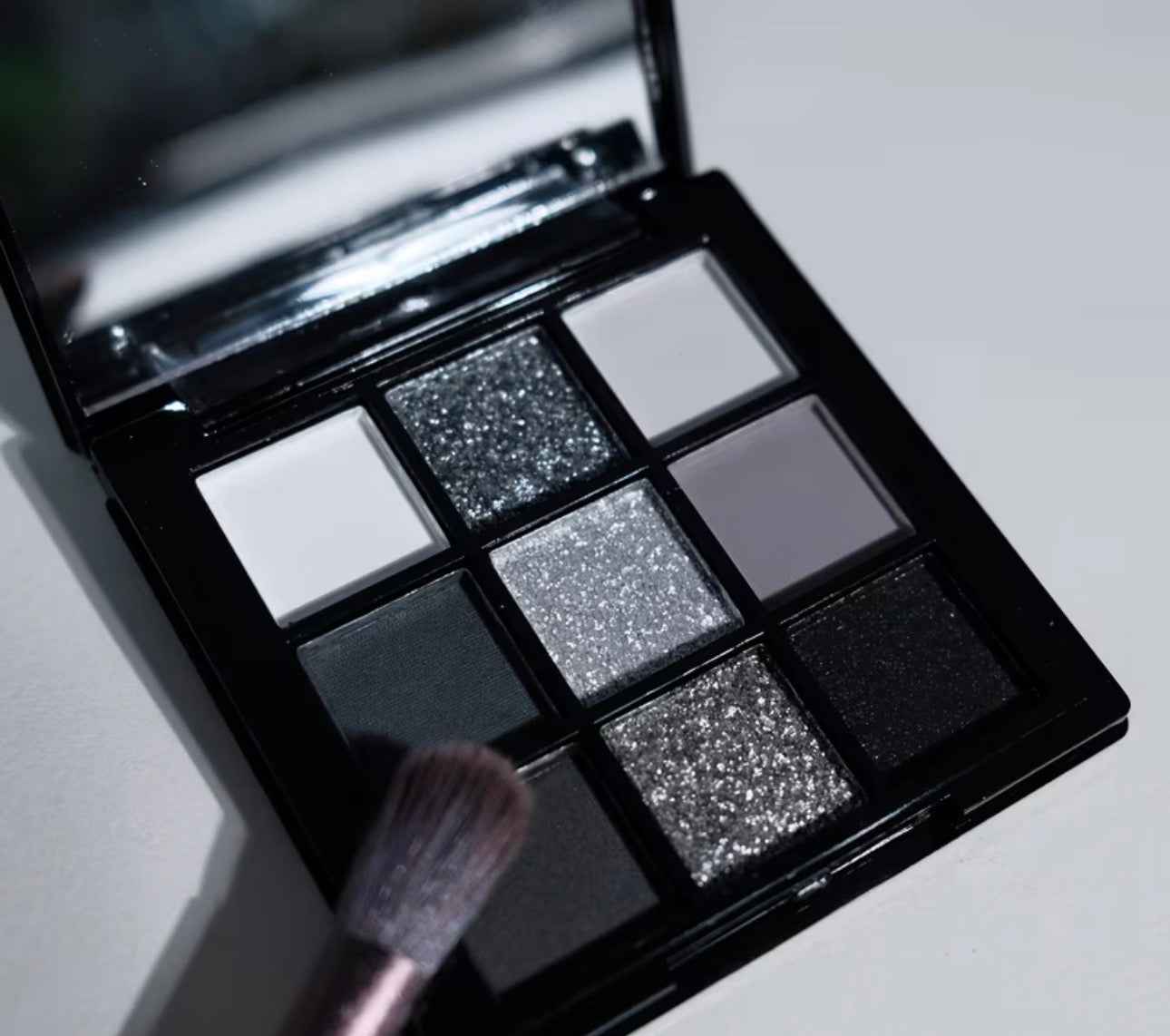 Smoky Eye Eyeshadow Palette