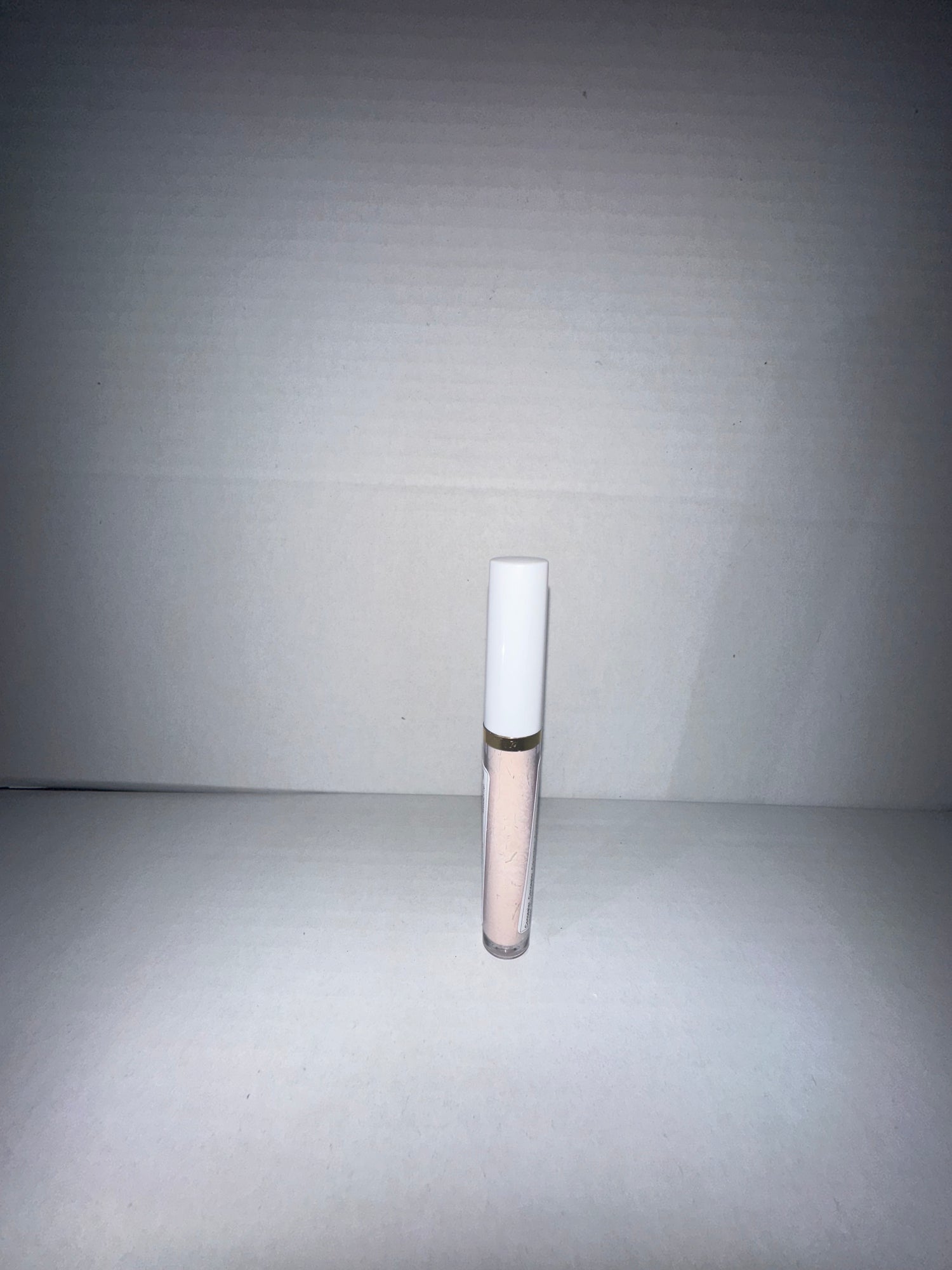 Matte Eye Concealers, Long-Lasting Waterproof And Non-Fading, Multi-Functional Eye And Face Concealers, Covering Dark Circles And Pimples, Suitable for Makeup Enthusiasts And Beginners