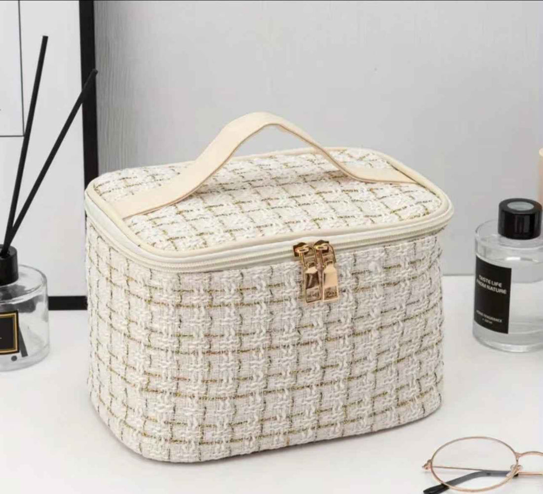 Pearl classy makeup bag