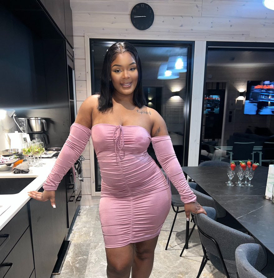 Dress In A Satin Ruched Bodycon Style-Pink &amp; Black