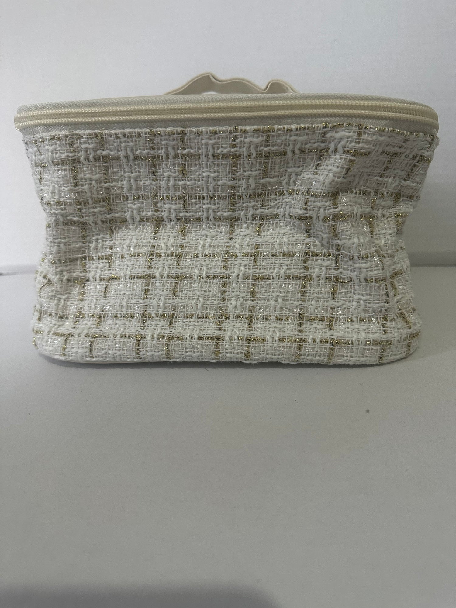 Pearl classy makeup bag
