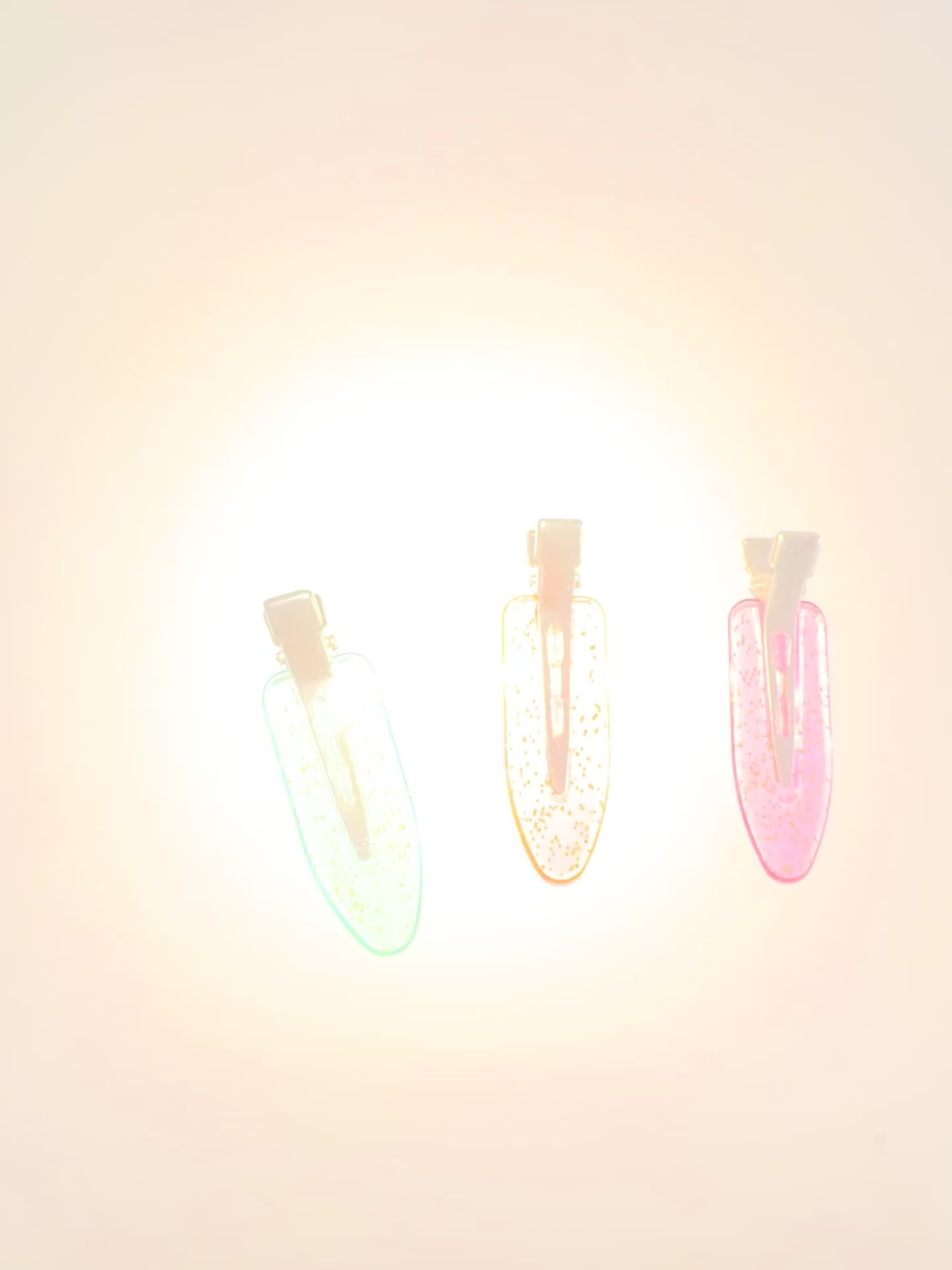 Sparkling transparent clips (2 for 1)